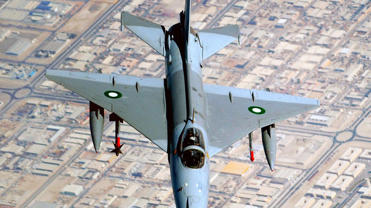 un avion nigerian a atacat o tabara de refugiati cel putin 52 de persoane au murit