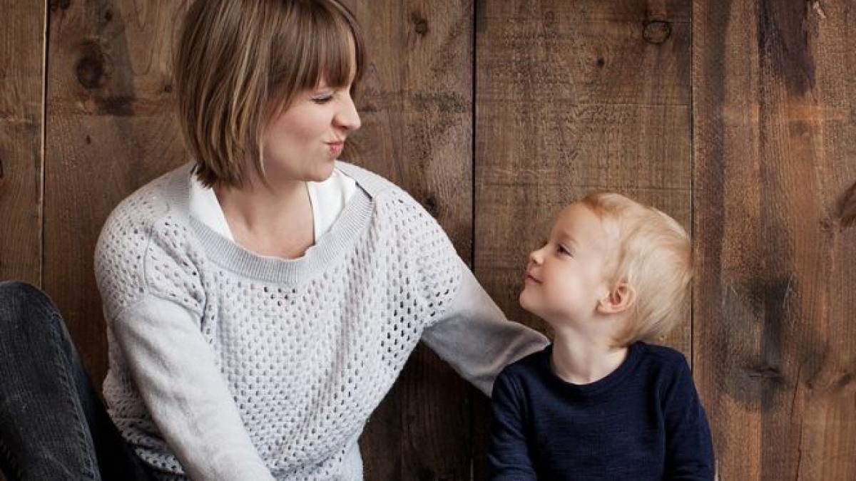 mai multi bani pentru cresterea copilului ce suma primesc parintii care se intorc din concediul