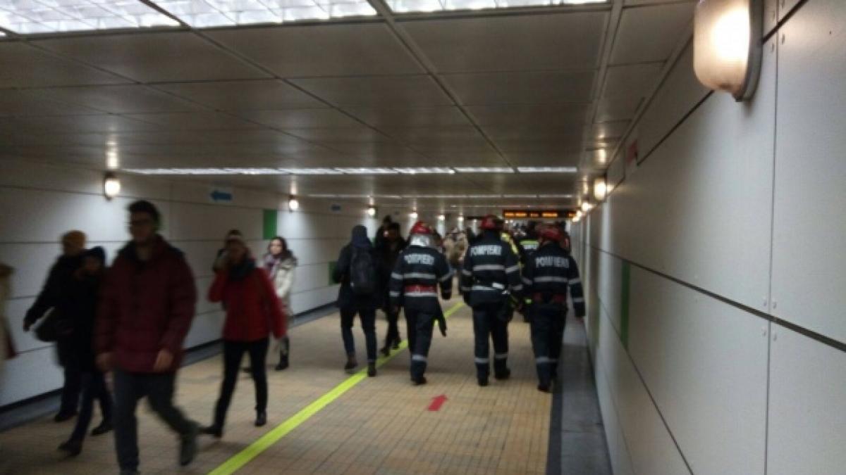 avarie la metrou statia de la universitate a fost evacuata