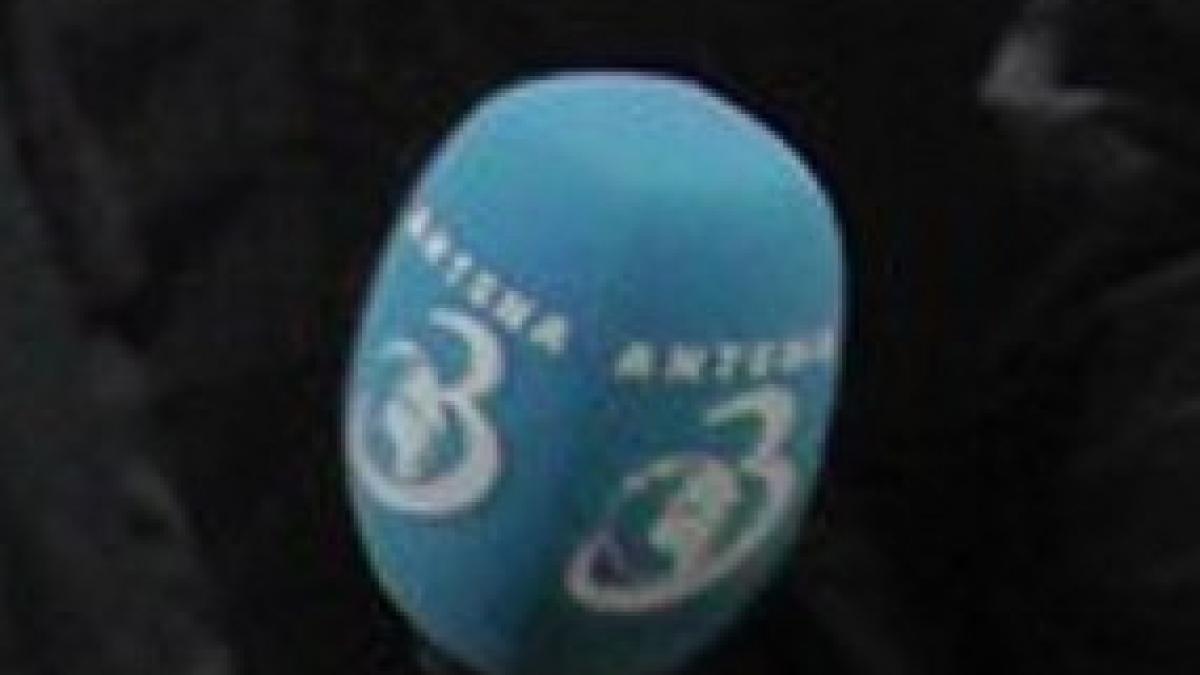 protestatarii din piata universitatii scene de huliganism la adresa jurnalistilor antena 3