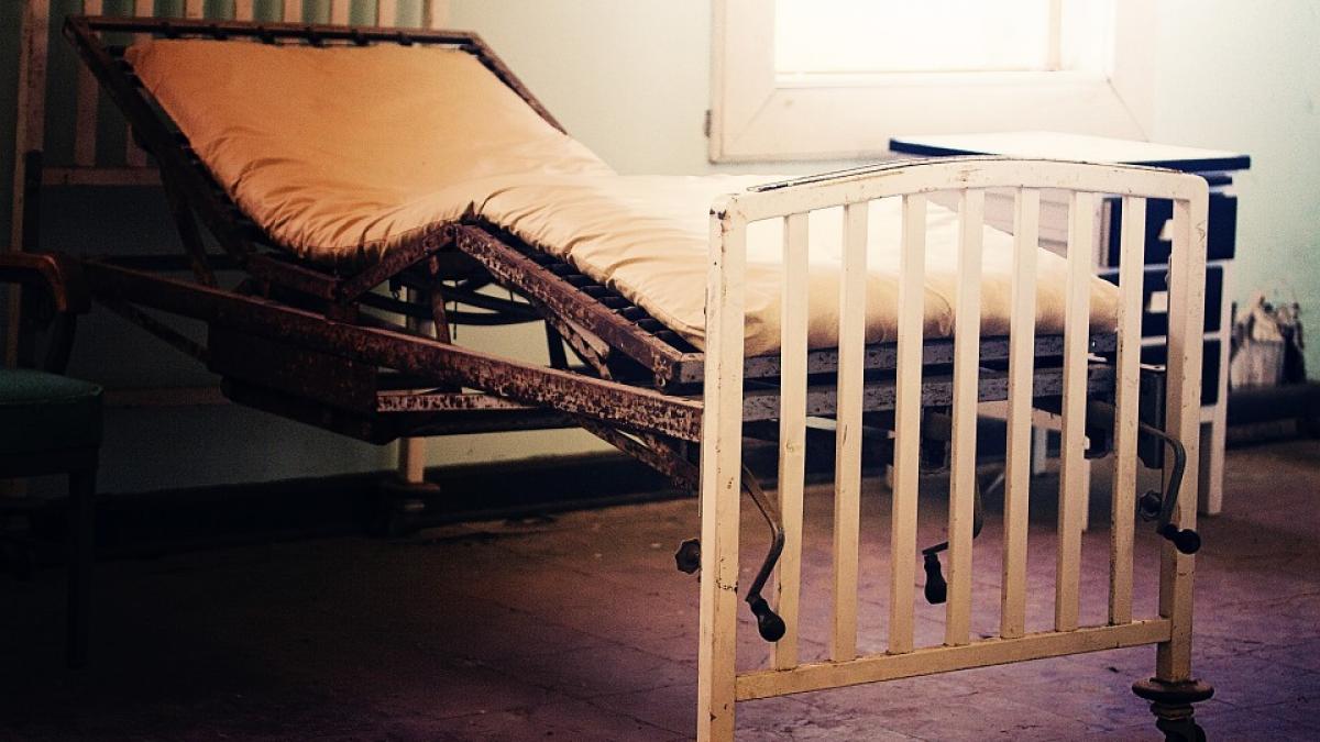 dosar penal in rem in cazul bolnavilor legati cu chingi la centrul neuropsihiatric maciuca