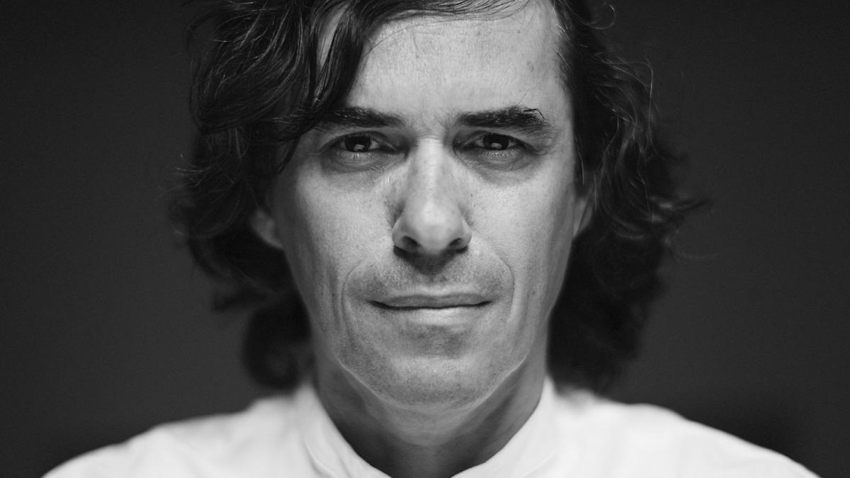 mircea cartarescu mesaj dur pentru guvern si laude pentru presedintele klaus iohannis