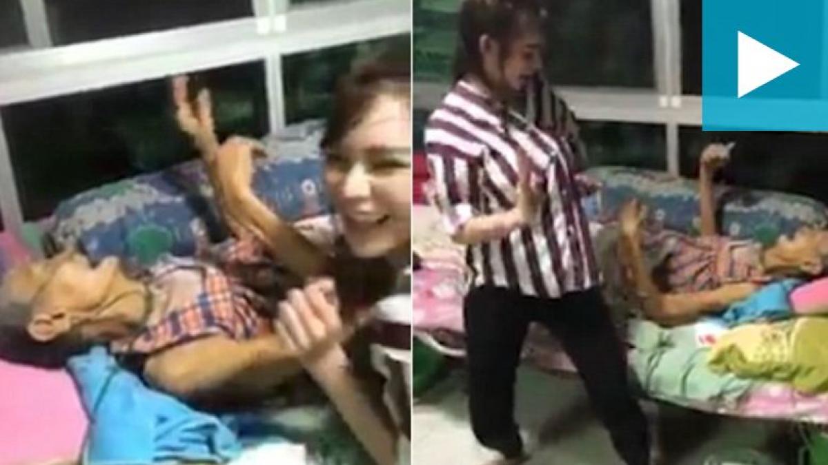 s a apropiat de bunica ei aflata pe patul de moarte si a inceput sa danseze ce a urmat i a lasat pe