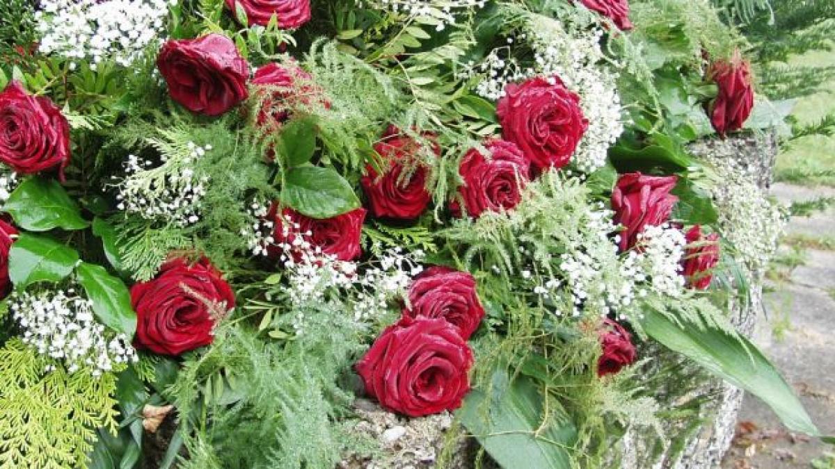 amenintari in stil mafiot bulibasa din harlau a primit la poarta casei lumanari o coroana si un