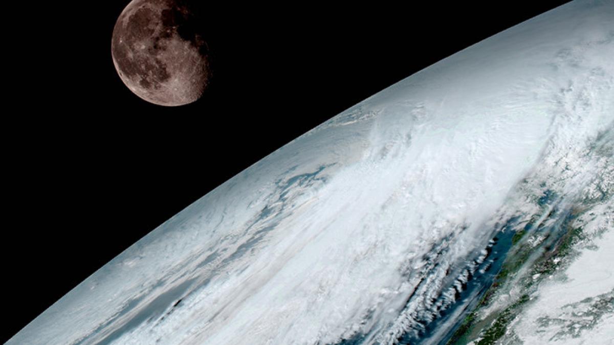 cea mai noua generatie de sateliti a noaa a transmis primele imagini color cu terra