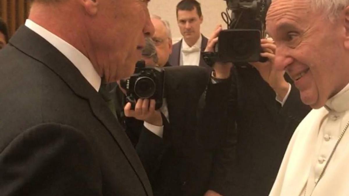 arnold schwarzenegger fata in fata cu papa francisc ce mesaj a transmis actorul