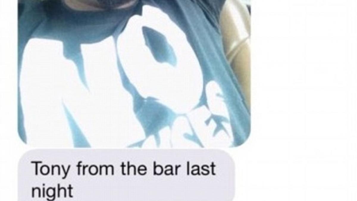 s au cunoscut intr un bar si cand s a trezit i a scris surpriza pe care a avut o cand a primit