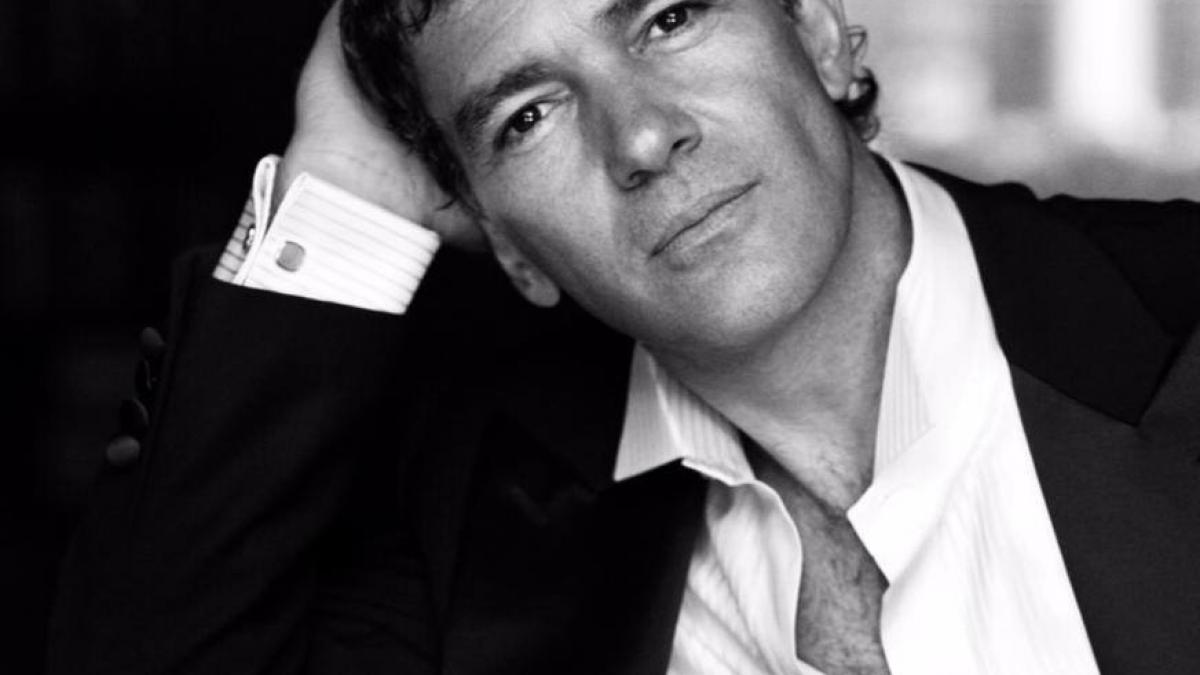 antonio banderas a fost transportat de urgenta la spital in urma unui incident cardiac