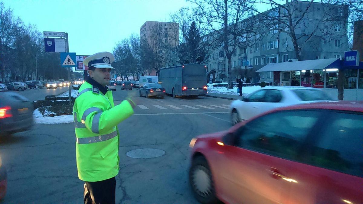 decizie inalta curte politistii de la rutiera pot da amenzi pe baza informatiilor comunicate prin