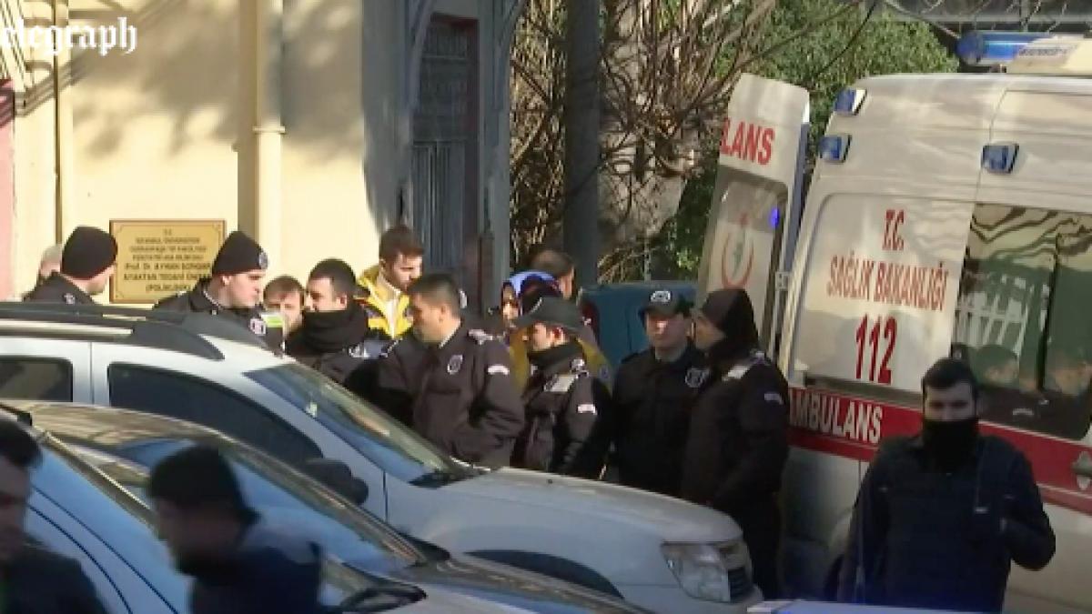 un barbat inarmat a luat ostatici la un spital din istanbul