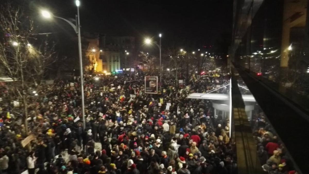 bulgarii ies in strada duminica in semn de solidaritate cu romanii