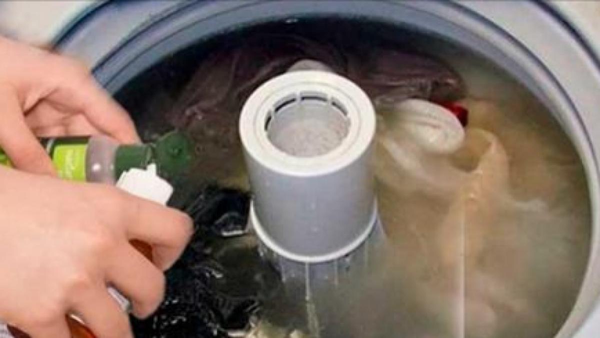 adauga doua picaturi din solutia asta naturala si vei obtine haine mai albe ca niciodata