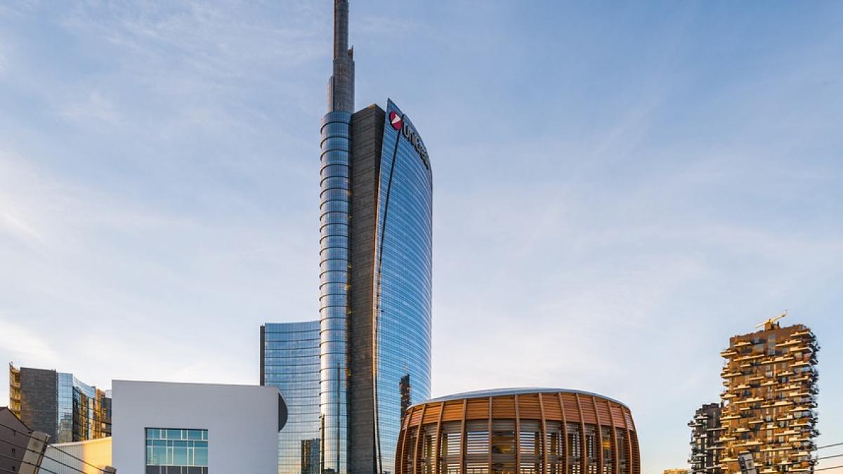 concendieri masive la o banca 14 000 de oameni isi vor pierde locurile de munca