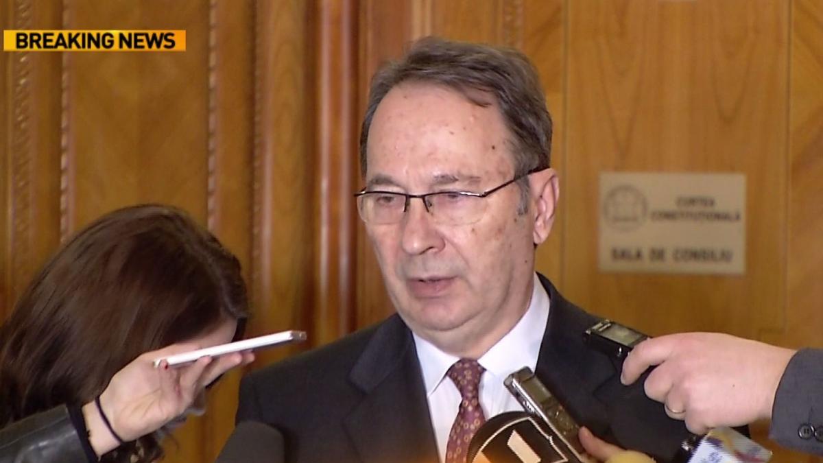 curtea constitutionala nu exista conflict juridic de natura constitutionala intre puteri