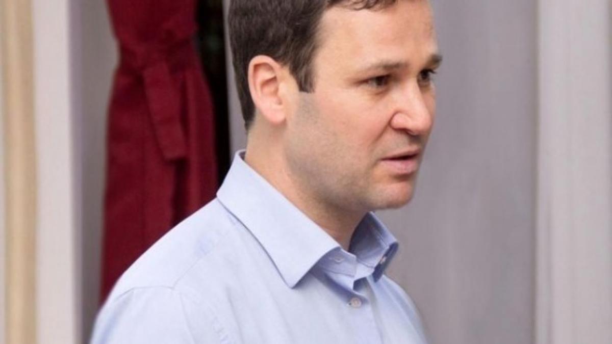 consilierii usr sector 3 ii cer lui robert negoita sa posteze pe site toate contractele incheiate