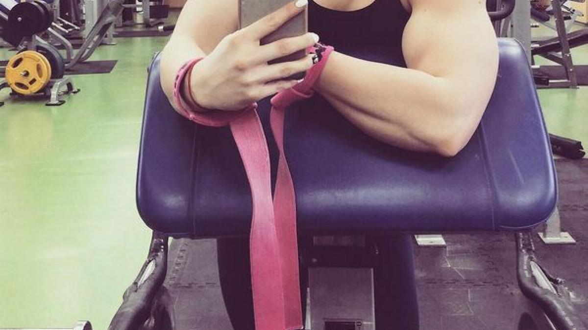 are un corp incredibil insa toti raman fara cuvinte cand ii vad chipul mi am ales singura calea