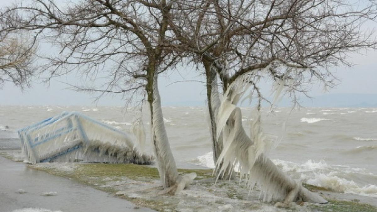 meteorologii anunta ger cumplit peste jumatate de tara sunt asteptate temperaturi de 20 de grade
