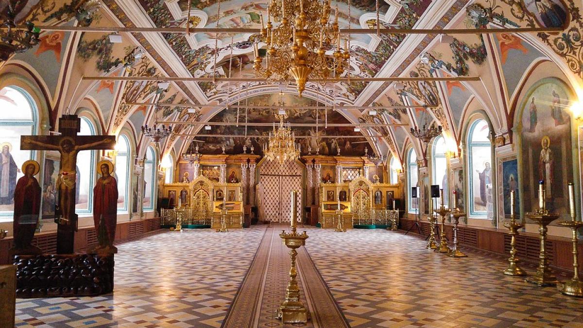 biserica ortodoxa a georgiei zguduita de un scandal dupa arestarea unui diacon care planuia sa l