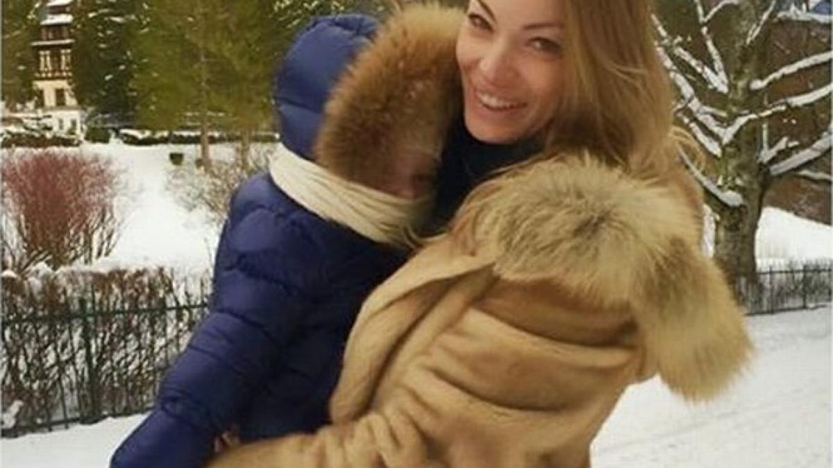 cum arata baietelul valentinei pelinel parca e din picturile lui michelangelo