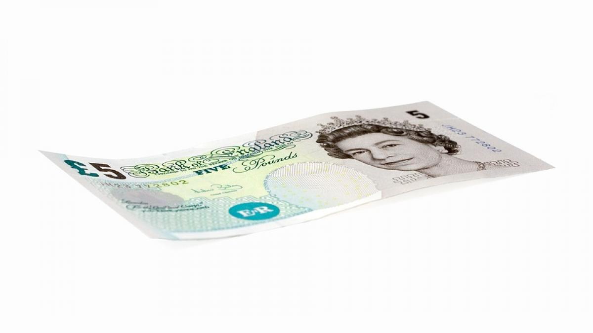 a descoperit o bancnota rara care valoreaza o avere dar a decis sa nu o pastreze mesajul femeii i a