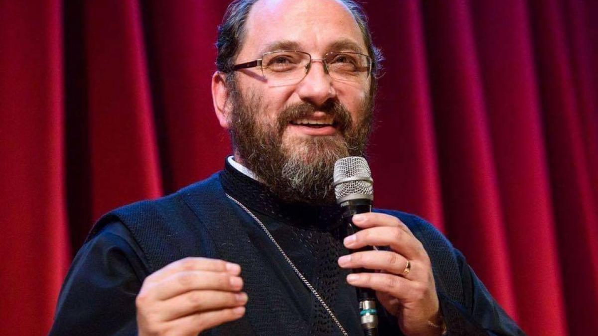 raspunsul unui preot la intrebarea ce este mai rau sa injuri sau sa mananci o friptura in post