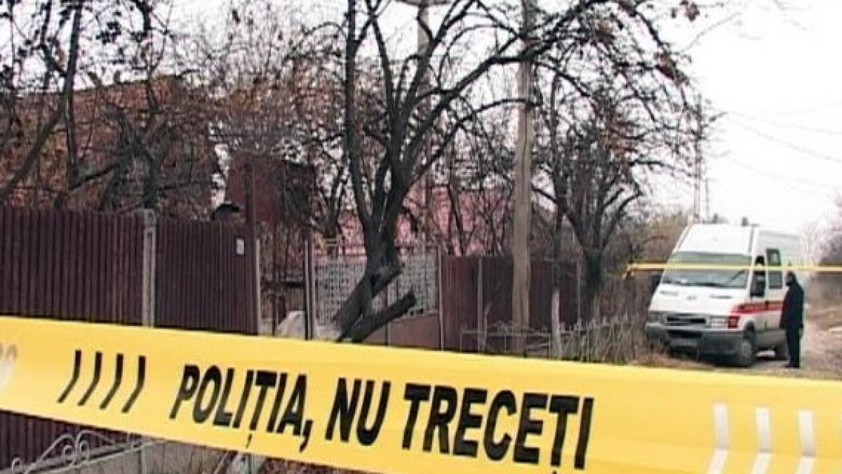 caz socant in judetul vaslui un barbat si a injunghiat fiica si ginerele dupa care s a sinucis
