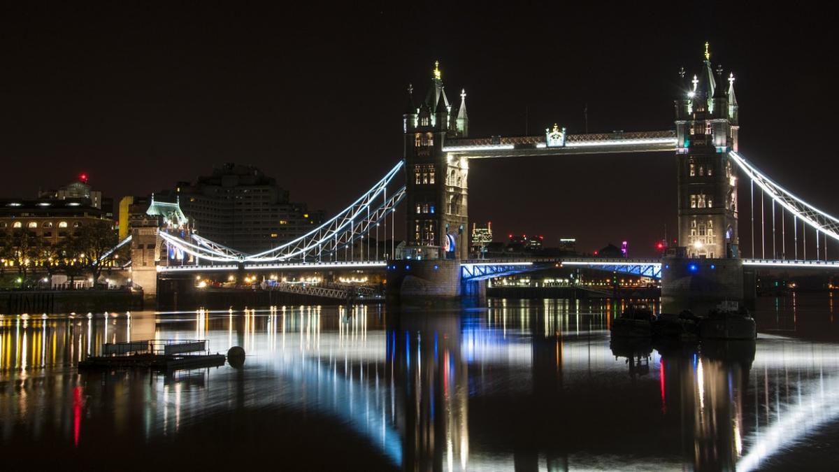 cinci romani raniti la londra unul e in stare critica