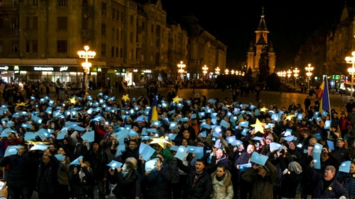 cum au afectat protestele din piata victoriei activitatea guvernului
