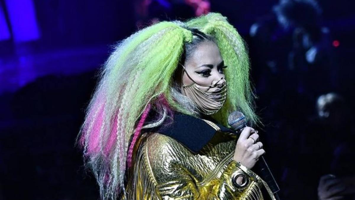 anuntul deliei dupa concertul de la sala palatului