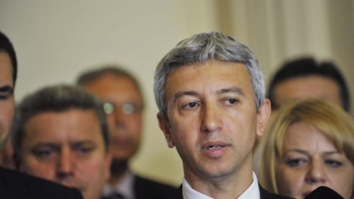 ziarul lui dan diaconescu revine pe piata subiectul elodia pe prima pagina