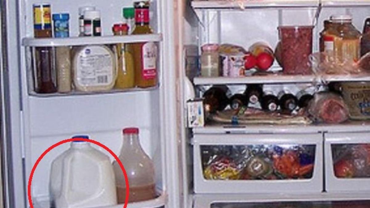 motivul pentru care nu trebuie sa depozitezi niciodata laptele pe usa frigiderului