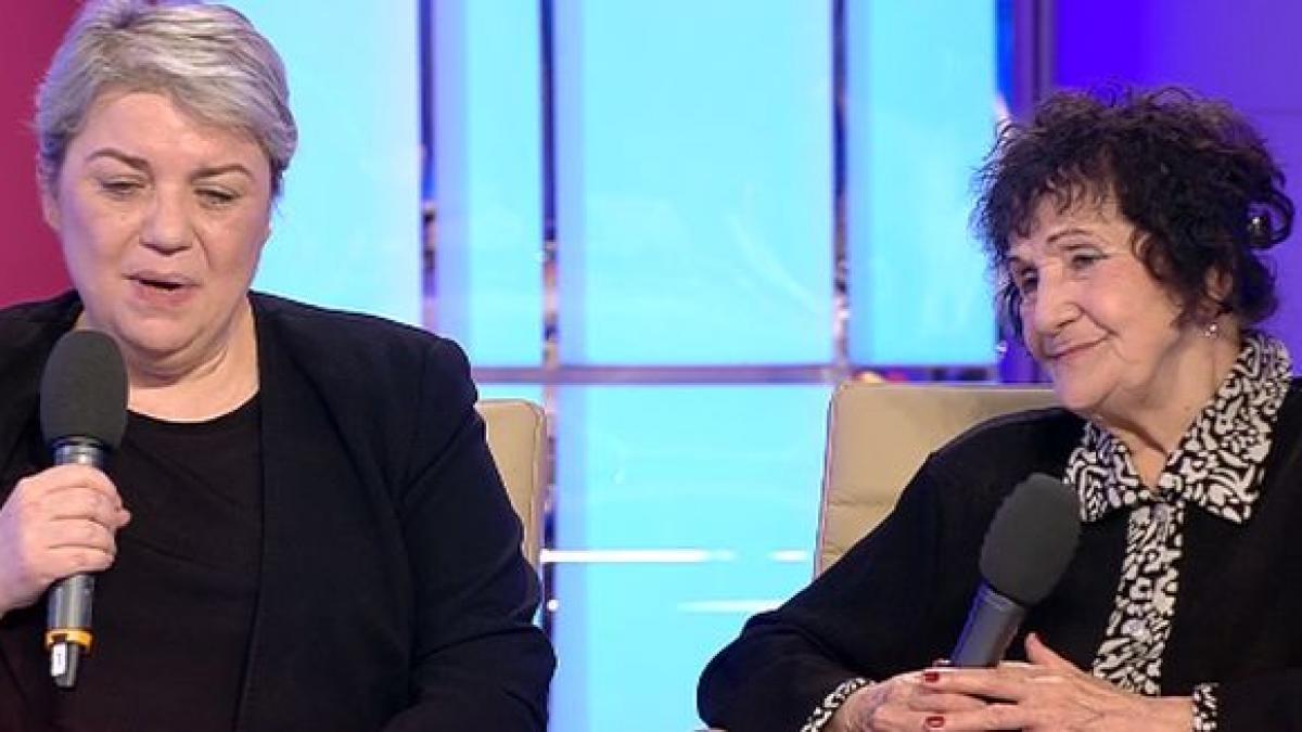 ziua femeii vicepremierul sevil shhaideh alaturi de mama ei de 8 martie