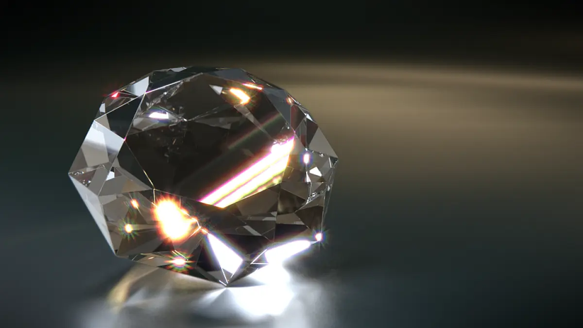 i a pacalit pe francezi cu pietre in loc de diamante romanul trimis in judecata dupa ce a dat