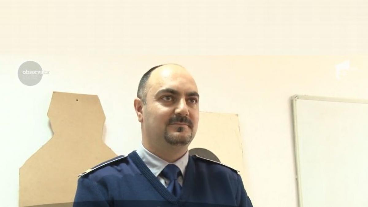 un preot care a slujit sapte ani in biserica se face acum politist