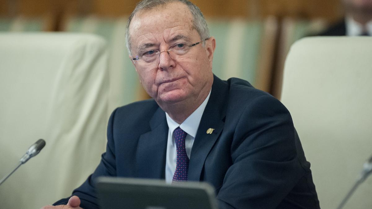 cu ce vrea ministrul educatiei sa inlocuiasca manualele scolare