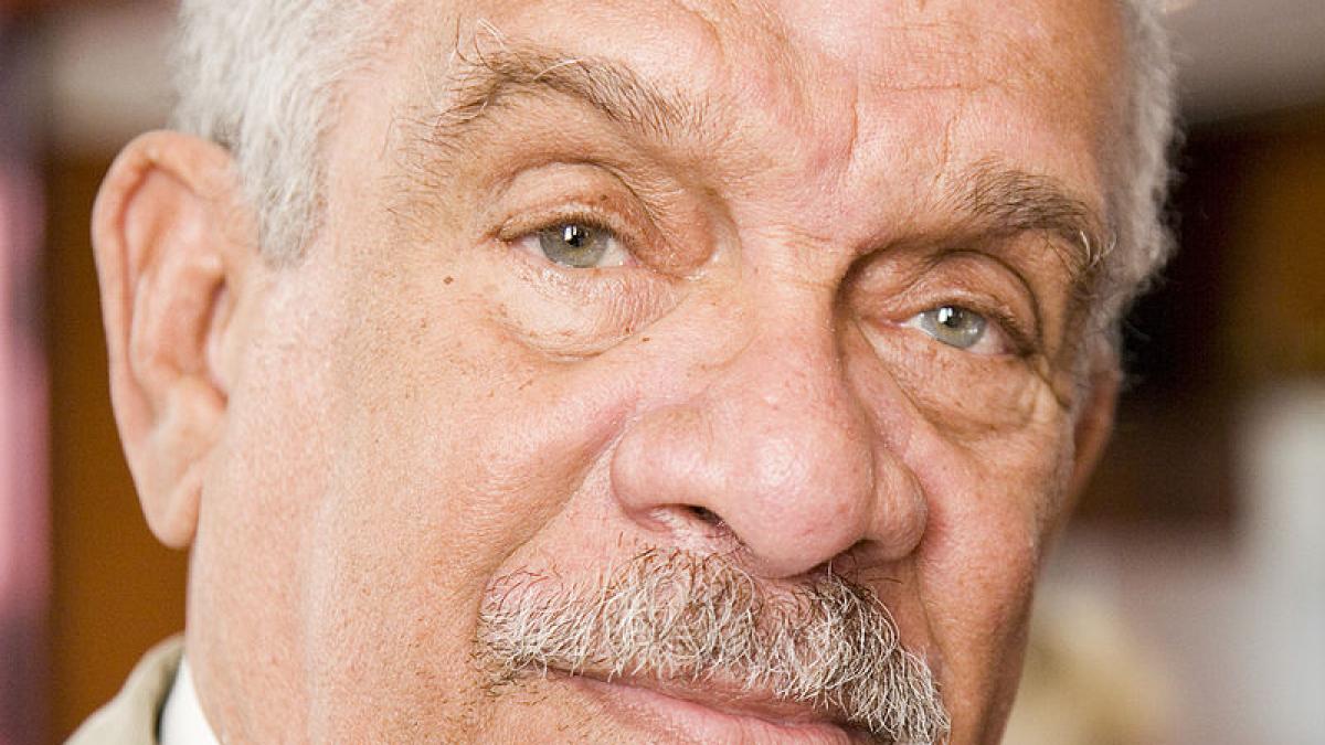 a murit poetul derek walcott laureat al premiului nobel pentru literatura