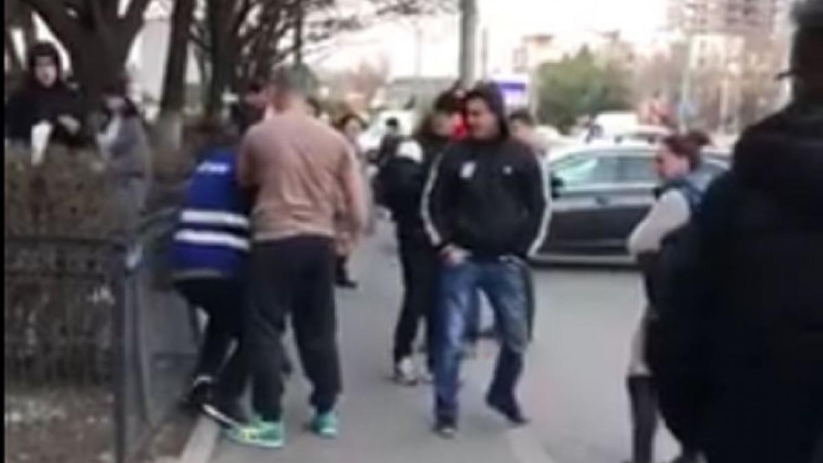 ce au patit doi controlori ratb