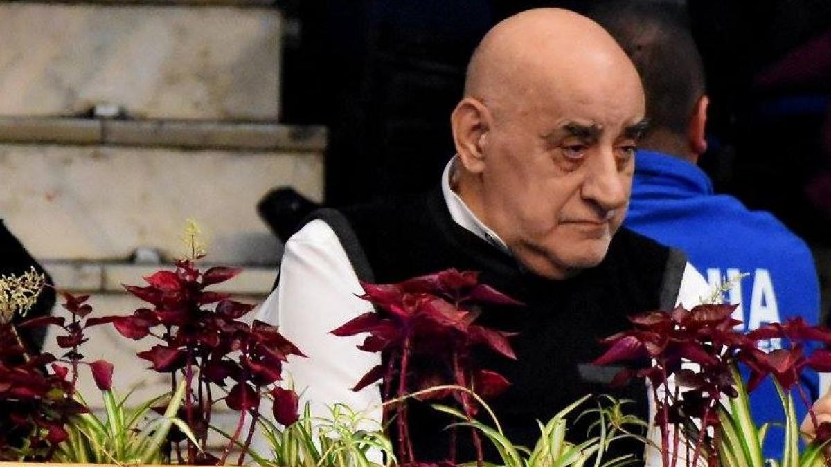 moartea fulgeratoare a ilenei ciuculete l a facut pe viorel lis sa se gandeasca la propriul sfarsit