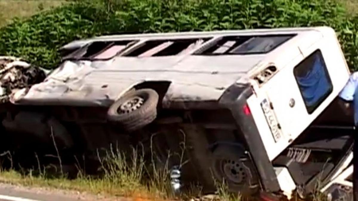 microbuz scolar rasturnat pe soseaua dintre deva si hunedoara fiul unui europarlamentar printre