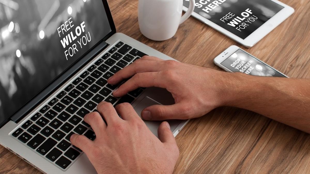 o mare agentie din marea britanie refuza temporar sa mai cumpere publicitate prin google si youtube