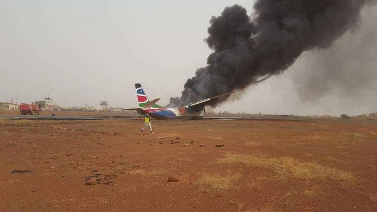un avion cu cel putin 44 de persoane s a prabusit la aterizare pe un aeroport din sudanul de sud