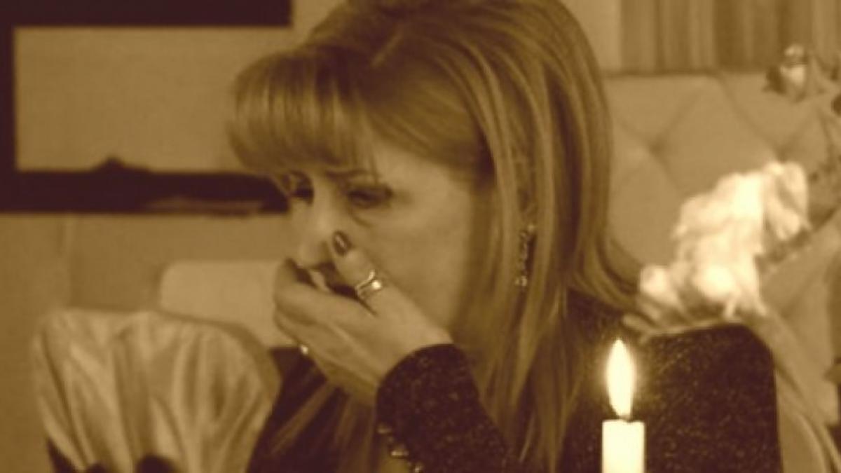 cand a simtit ileana ciuculete ca va muri sotul vedetei a facut lumina statea si se uita la