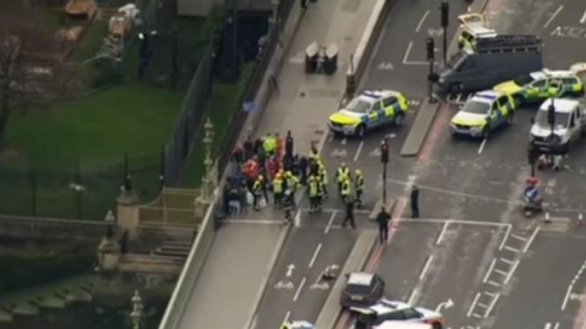 marturii cutremuratoare dupa atacul de la londra a fost ingrozitor cel putin zece oameni zaceau pe