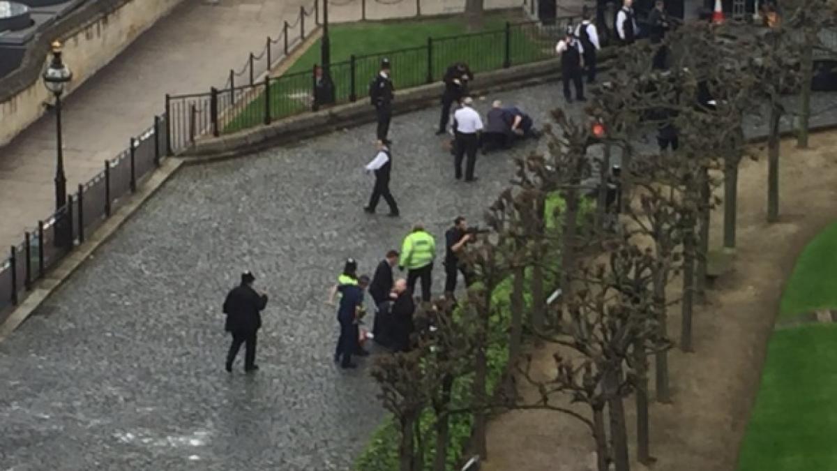 cine sunt cei doi romani raniti in atentatul de la londra anuntul oficialilor romani