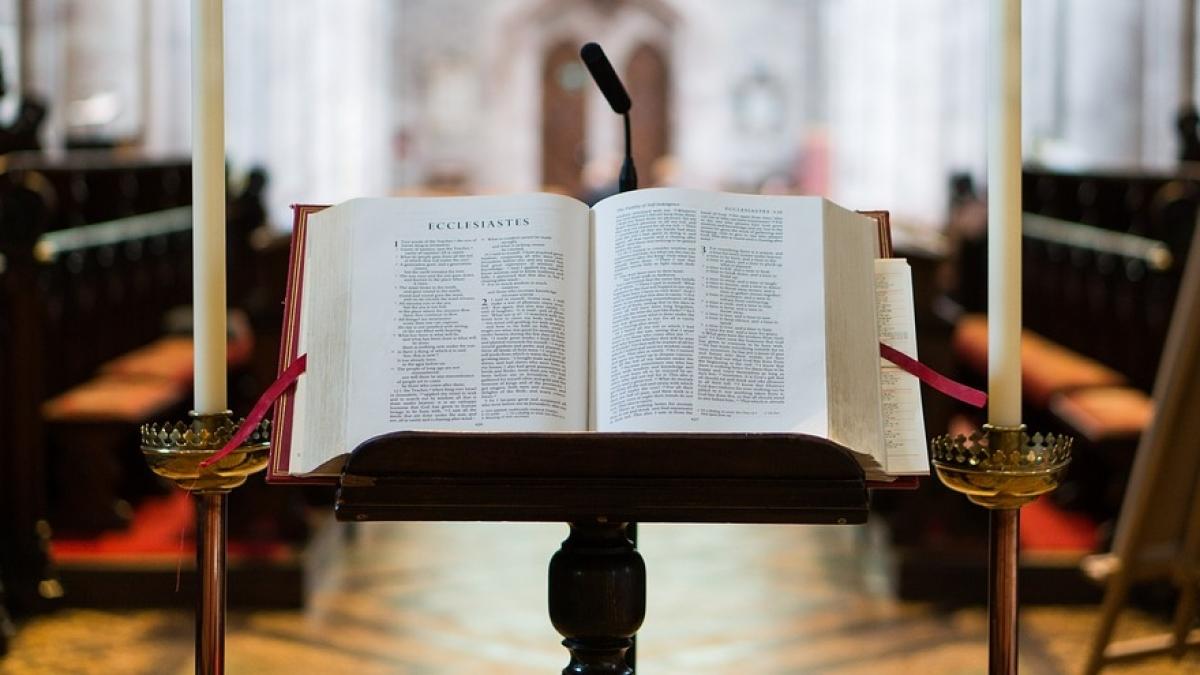 cultul martorii lui iehova ar putea fi interzis in rusia acuzatiile sunt extrem de grave