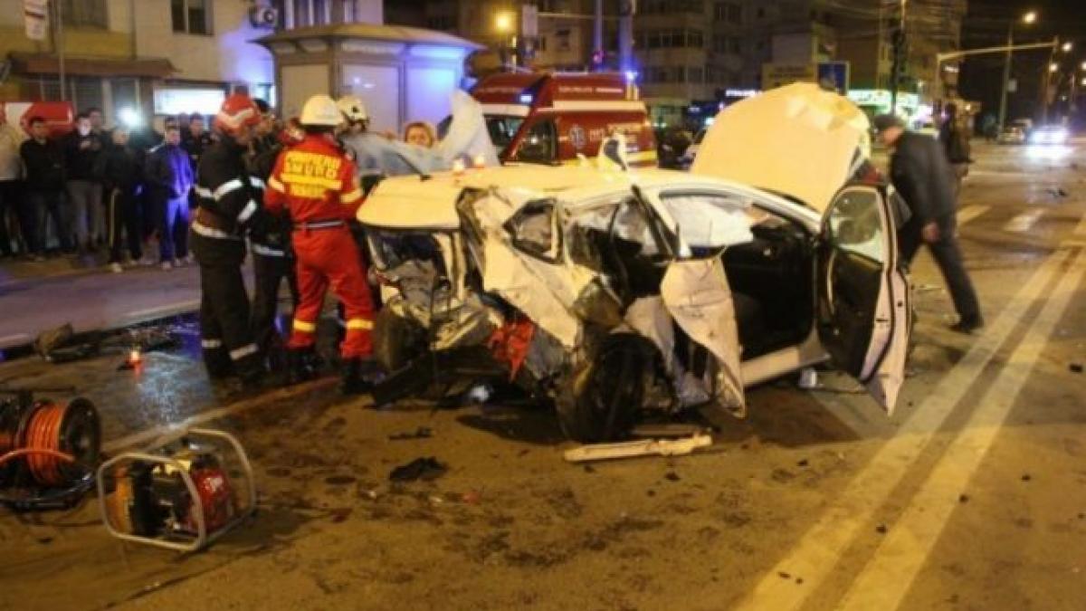 un avocat din iasi a provocat un accident de circulatie grav un barbat a murit si o tanara e in coma