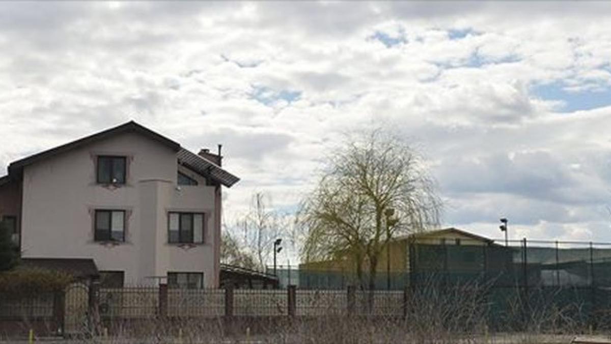 managerul spitalului de psihiatrie din bucuresti mai tare ca secureanu si a facut teren de