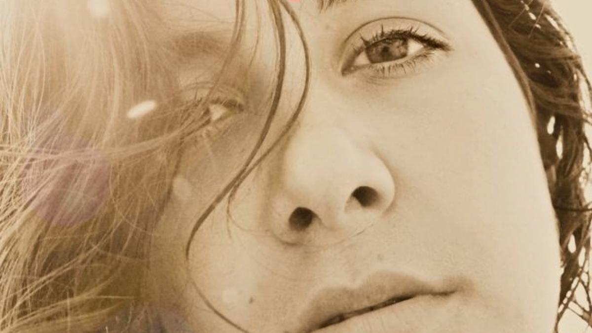 de ce este util sa va faceti selfie daca aveti alunite camera unui telefon poate surprinde un