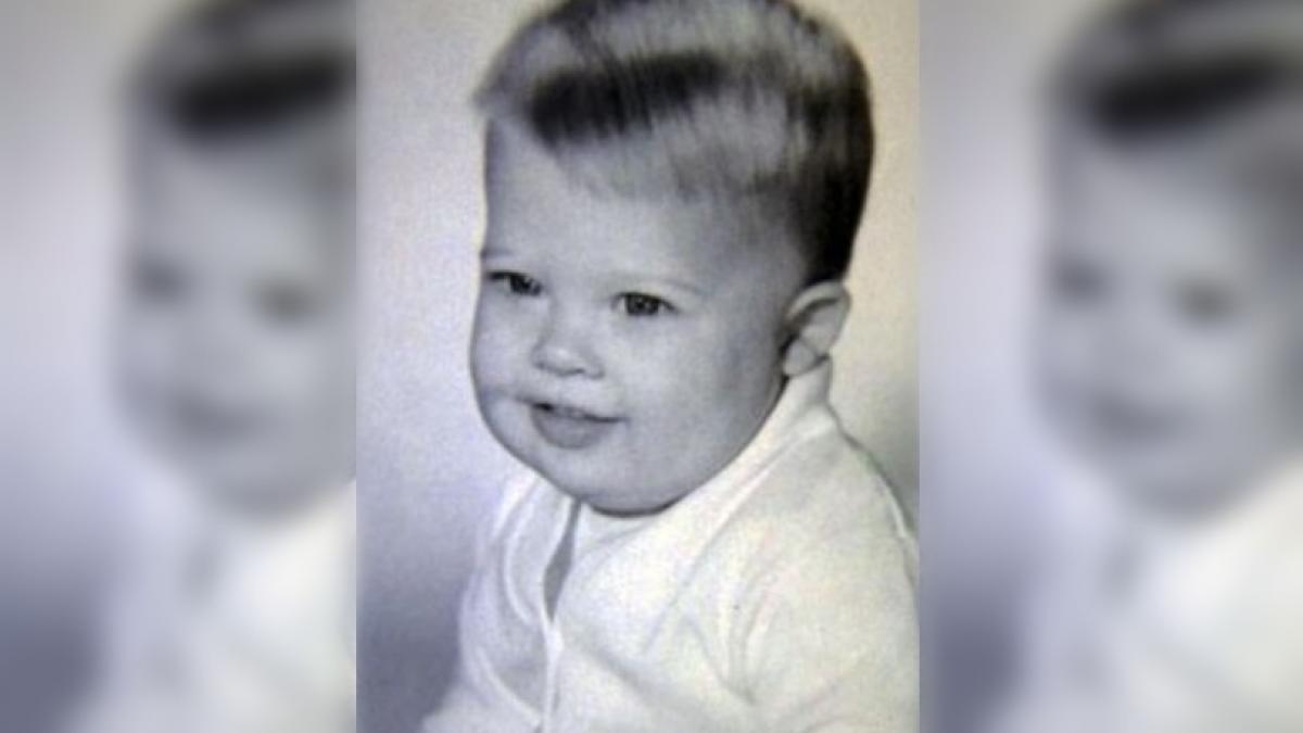 il recunosti azi este unul dintre cei mai sexy barbati