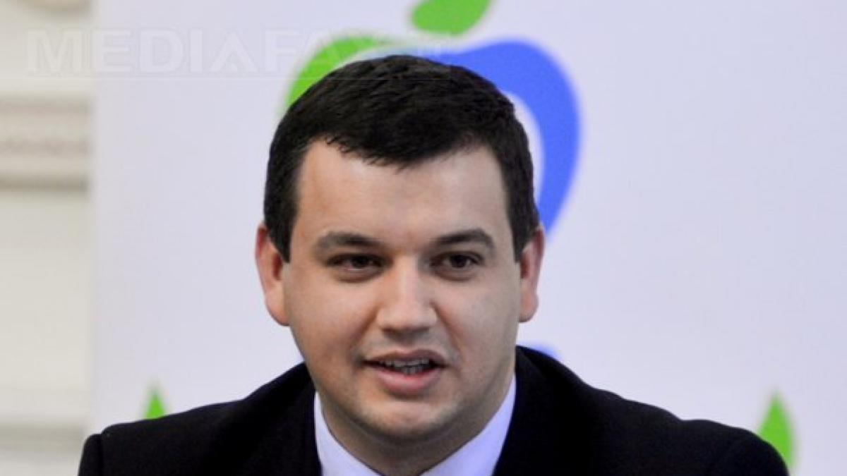 tomac la conferinta dedicata zilei unirii basarabiei cu romania